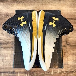 UA Curry 1